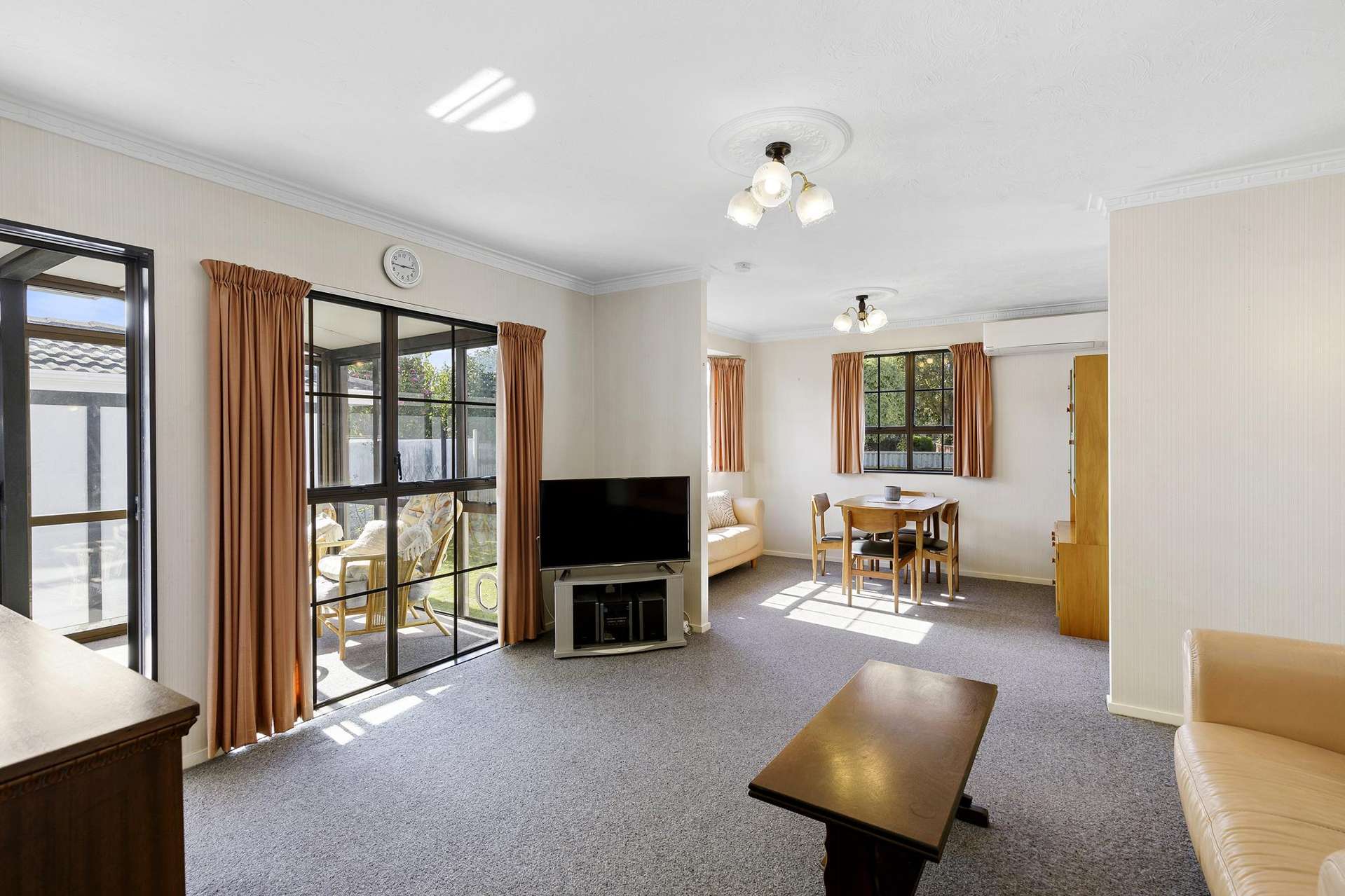 4/3 Islington Street Trentham_0