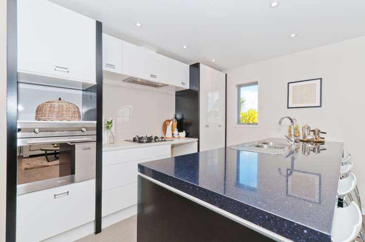 8 Verbena Road Birkdale_25