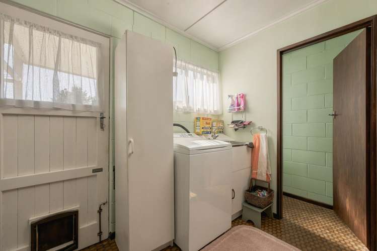 22 Birch Street Hilltop_11
