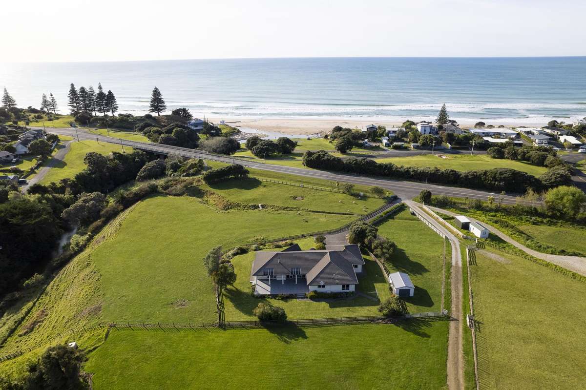 858 Wainui Road_0