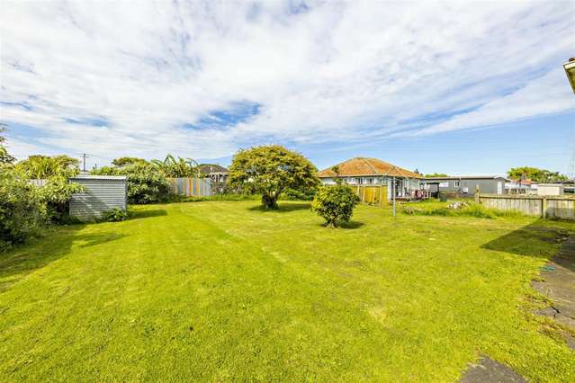 6 Fisher Crescent Otara_4