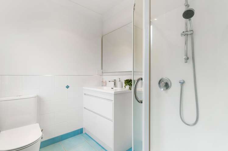 275a Lake Road Belmont_14