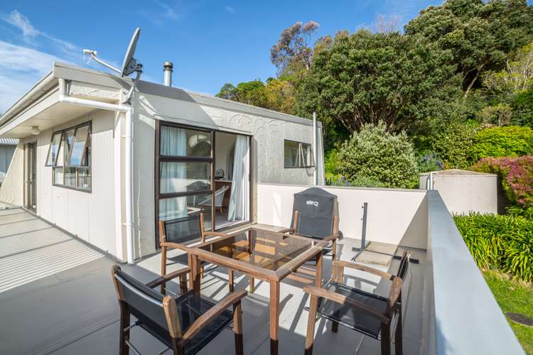 72 Lake Ferry Road Lake Ferry_8