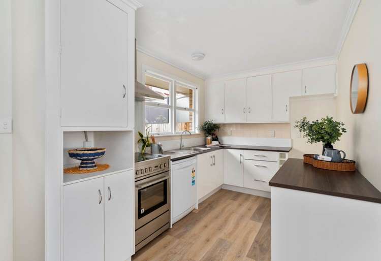 Upland Street Brookfield_5