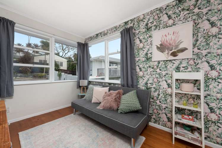 8b Esk Street Parkvale_9