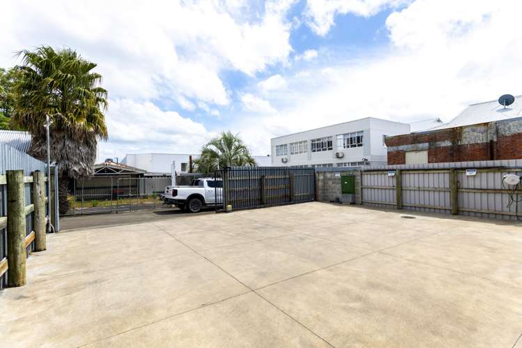 116-120 Gladstone Road Gisborne_17