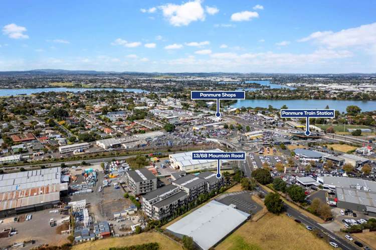 13, 68 Mountain Road Mt Wellington_23