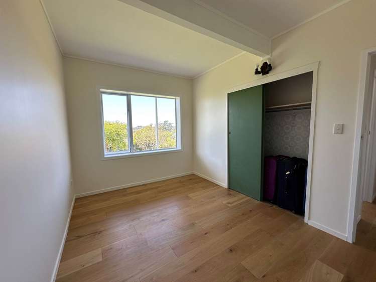 5 Panorama Court Red Beach_18