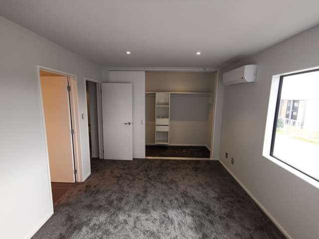 107 Bordeaux Parade Te Atatu South_4