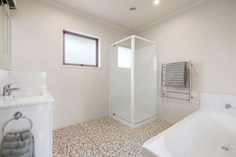 20 Hillary Street Chedworth_12