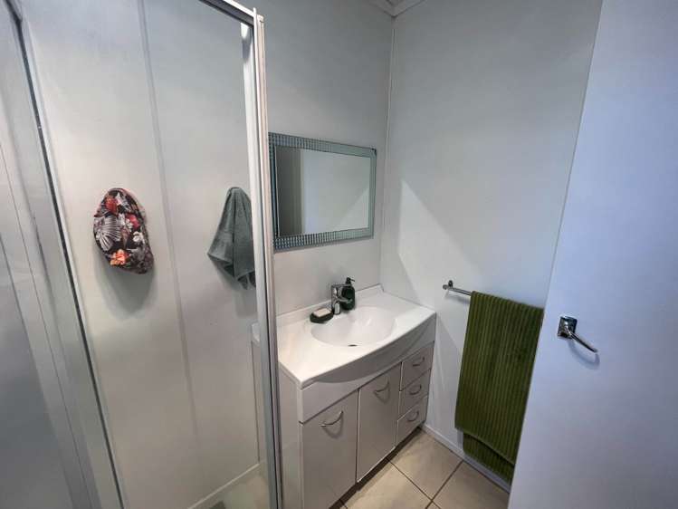 5/81 West Coast Road Glen Eden_12