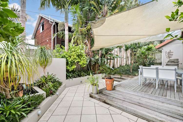 2/61 Selwyn Crescent Forrest Hill_11