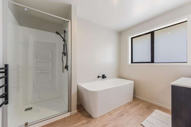 33 Woodley Road Richmond_16