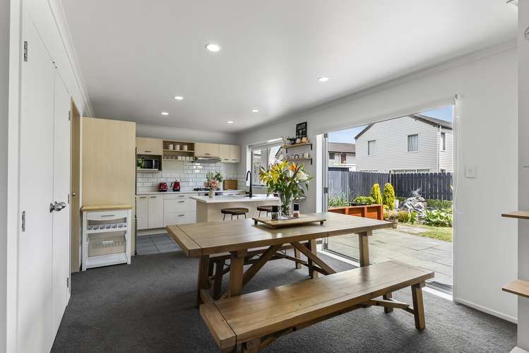 54 Bruce Pulman Drive Takanini_11