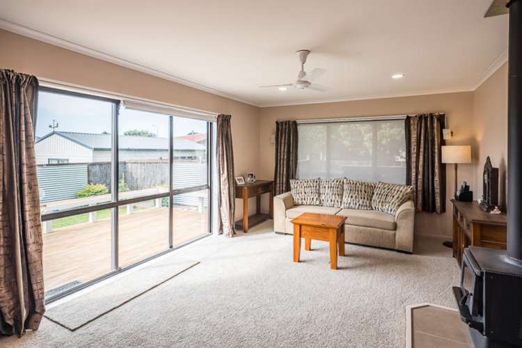 92 Queens Road Waikanae Beach_23