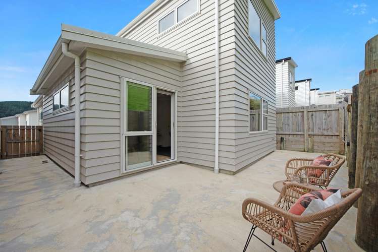 27 Stockport Grove Churton Park_13