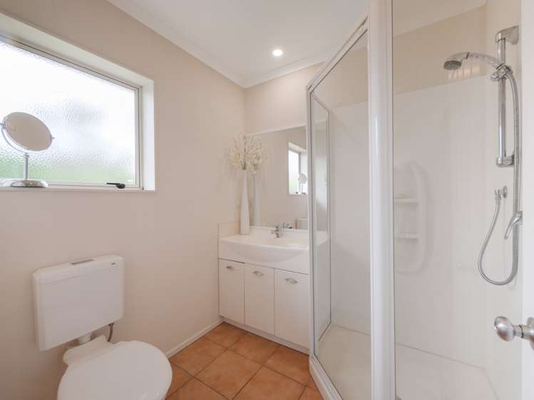 67 Pacific Cove Drive Papamoa_13