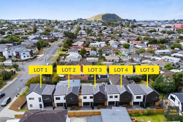 Stunning New Build 4-Bed Home in Mount Wellington!
