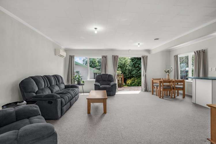 66 Wainuiomata Road Wainuiomata_5