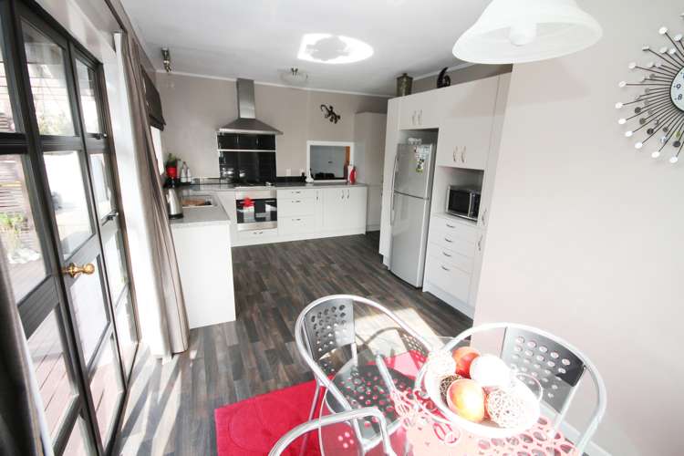 24 Laurie Avenue Papakura_3