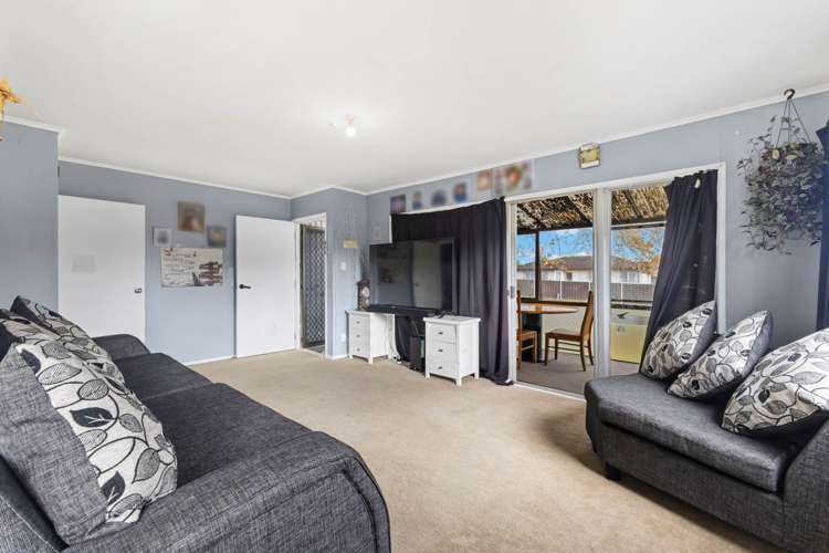 24 Redcrest Avenue Red Hill_6