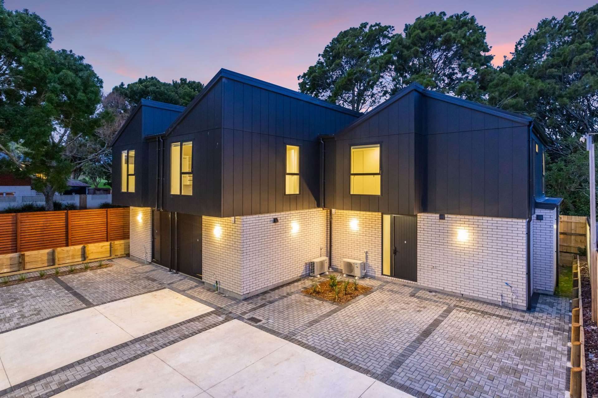 Unit E/38 Cascades Road Pakuranga Heights_0