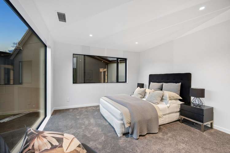 17 Humenga Place Long Bay_30