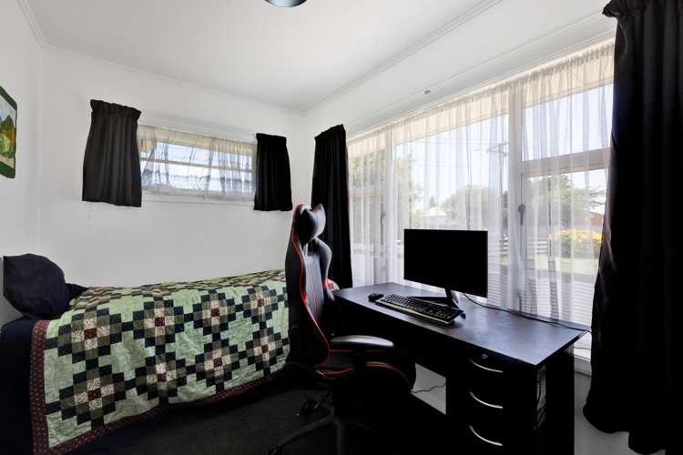 60 Egmont Street Hawera_11