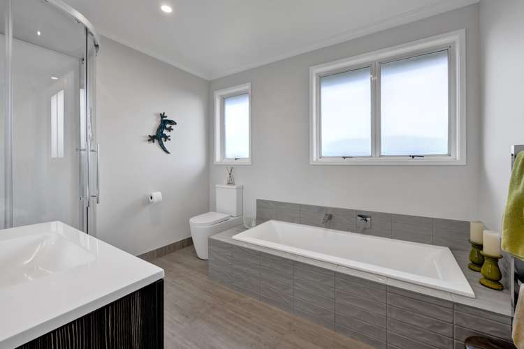 3 Climie Crescent Hawera_15