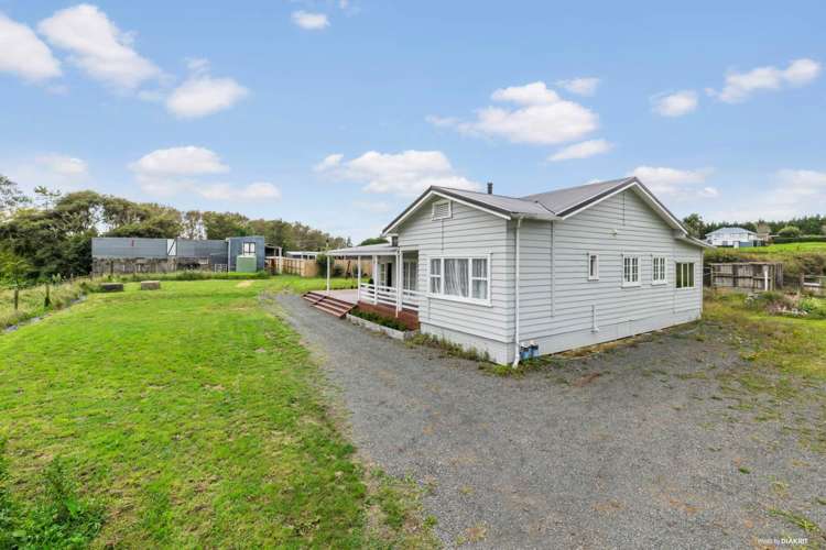 89 Pearson Road Kingseat_12