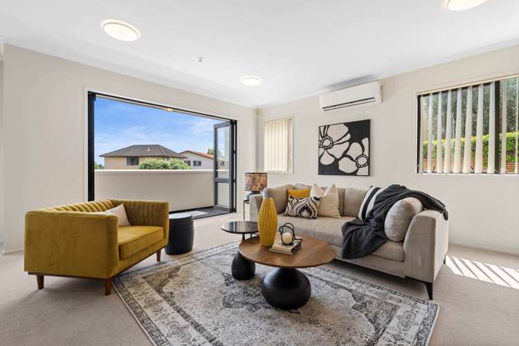 28 Greenbough Lane Greenhithe_9