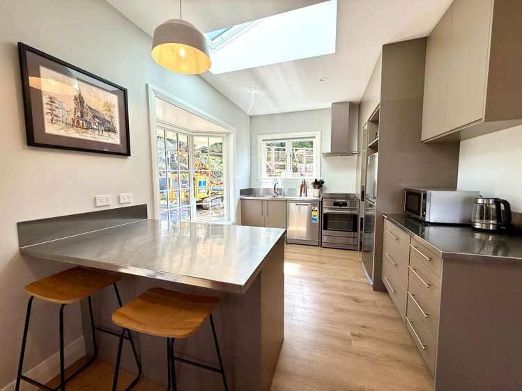  39 Bishopsworth Street Hillsborough_4