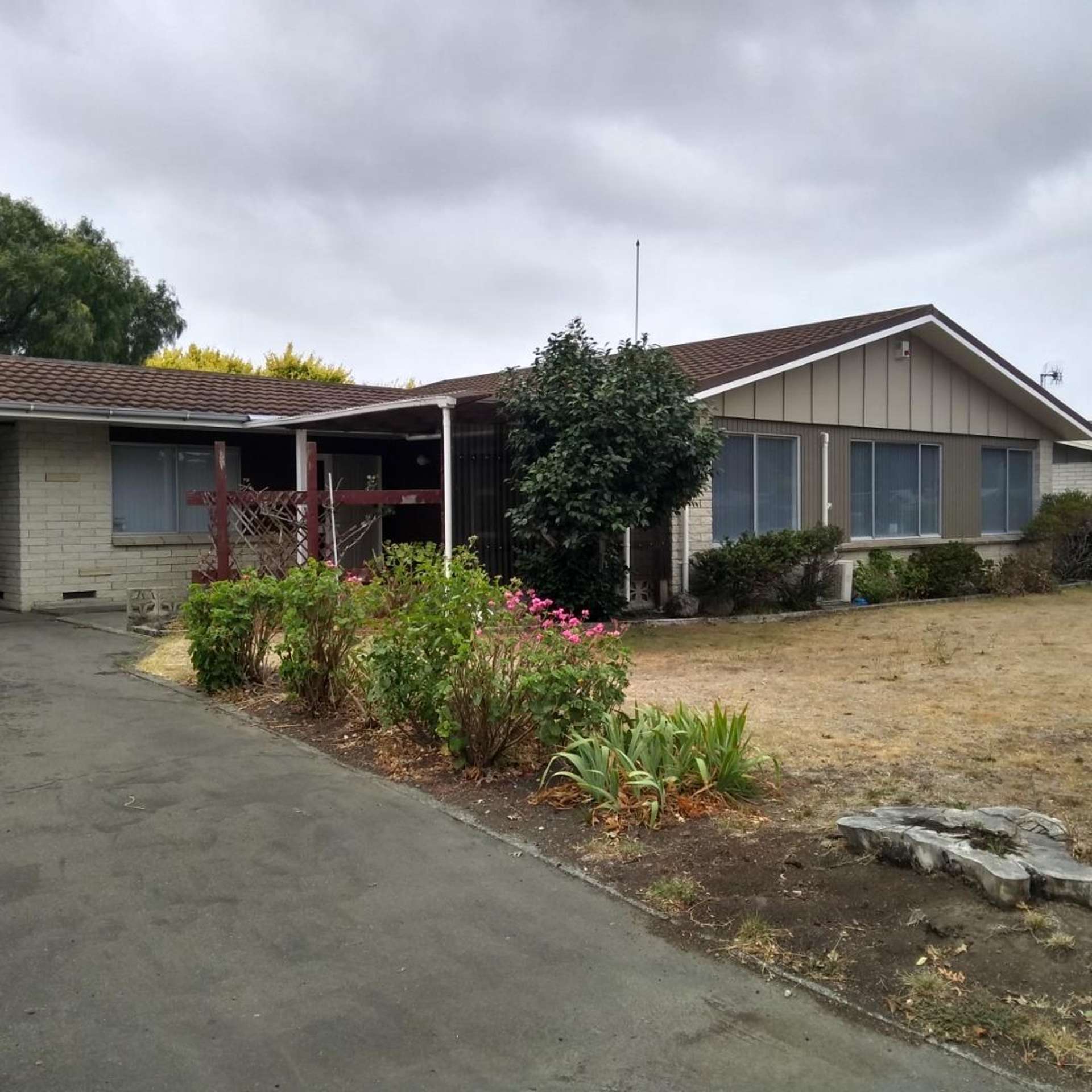 146 Flaxmere Avenue 10480_0