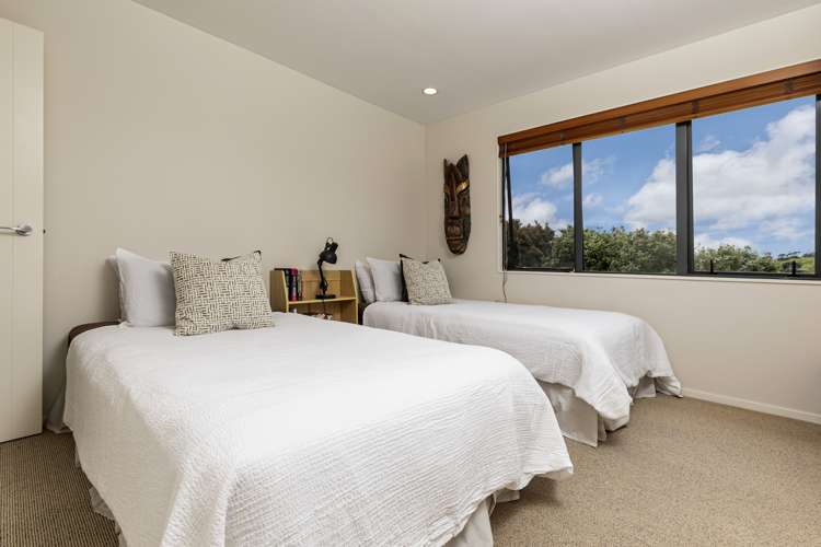 6 Grassfield Place Waimauku_16