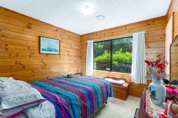 69a Mana Esplanade Paremata_10