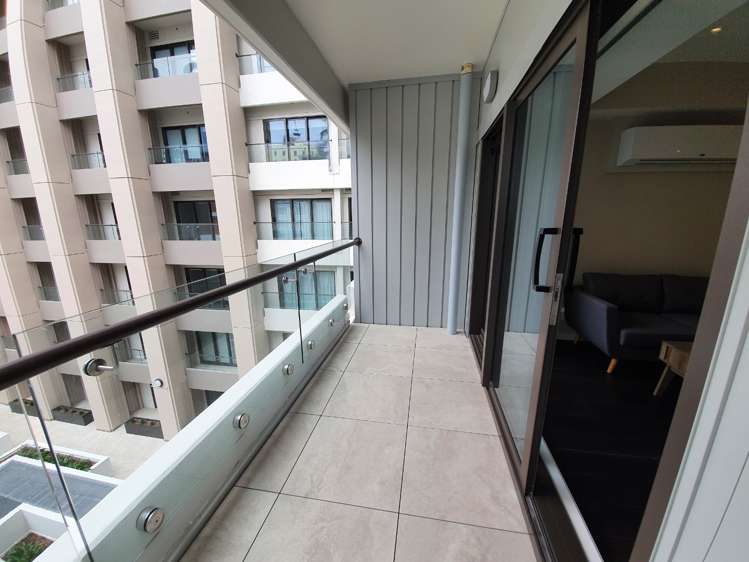 47 Beach Road Pahurehure_4