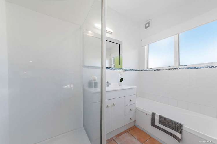 4/7 Korotaha Terrace Rothesay Bay_11