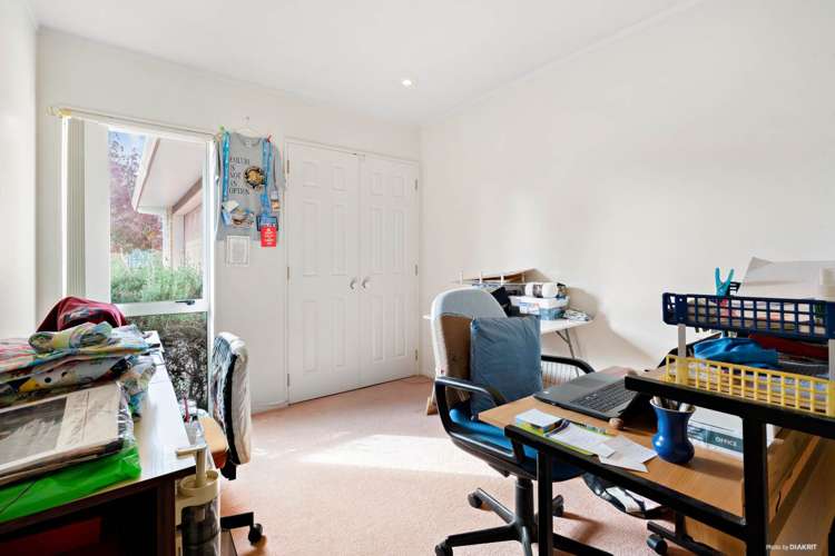 10 Linicro Place Wattle Downs_18