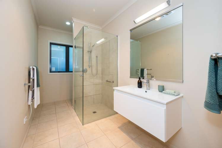 25 Arbuckle Road Frimley_10