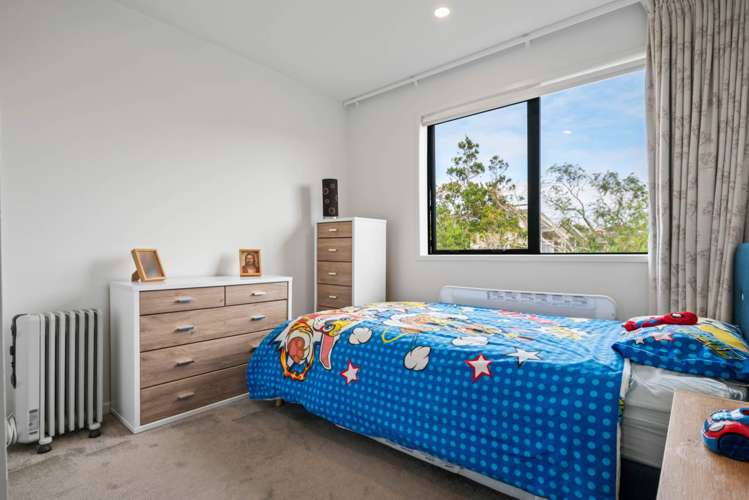 2/66 Bruce Road_4