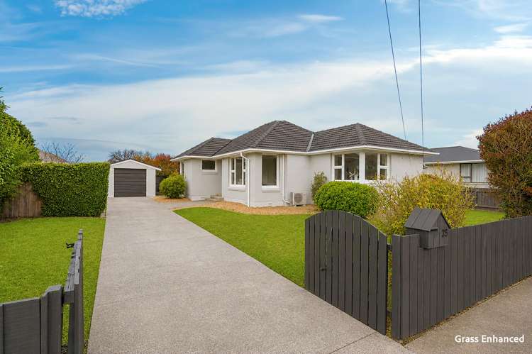 38 Vardon Crescent_0