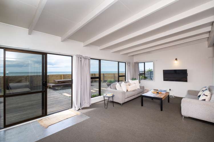 271 Clifton Road Te Awanga_4