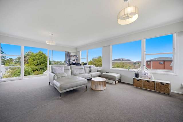 34 Knightsbridge Drive Forrest Hill_3