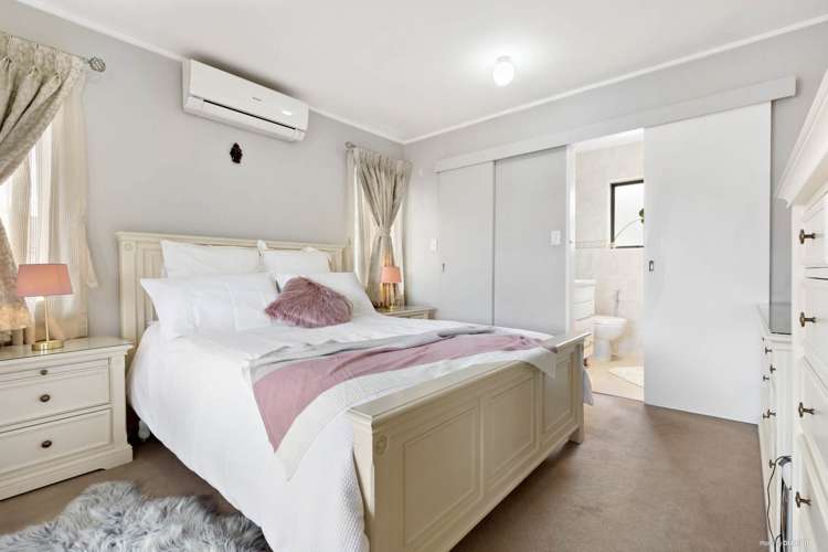 17 Milan Drive Glen Eden_11