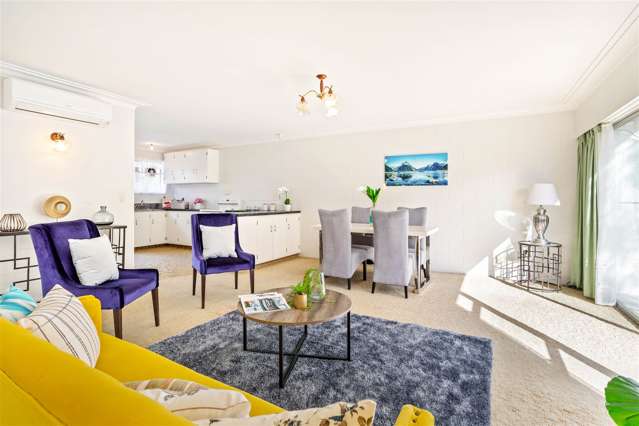 2/8 Pamela Place New Lynn_2