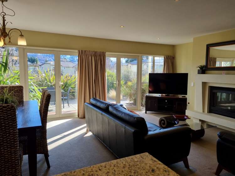 27/1 Beauchamp Place Lake Tekapo_10