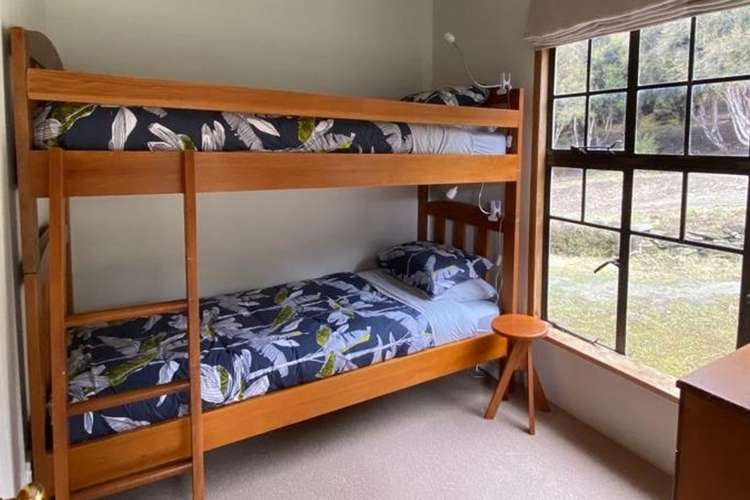 9 Goldie Lane Albert Town_12