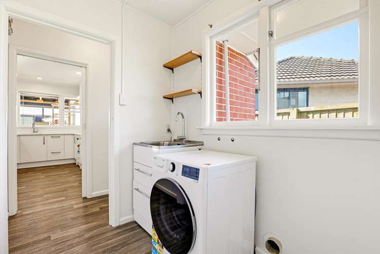 5 Norrie Street Redwood_24