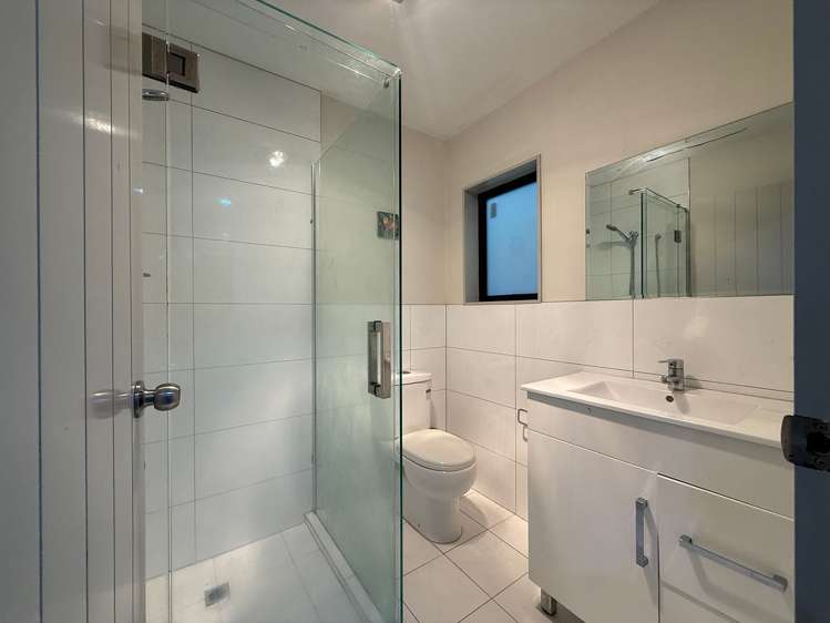 21 Bangla Place Massey_15