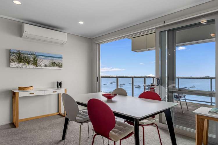 706/72 Devonport Road_10